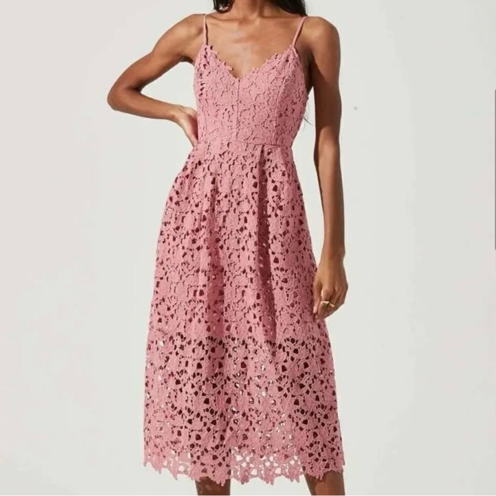 ASTR The Label Lace Dress
